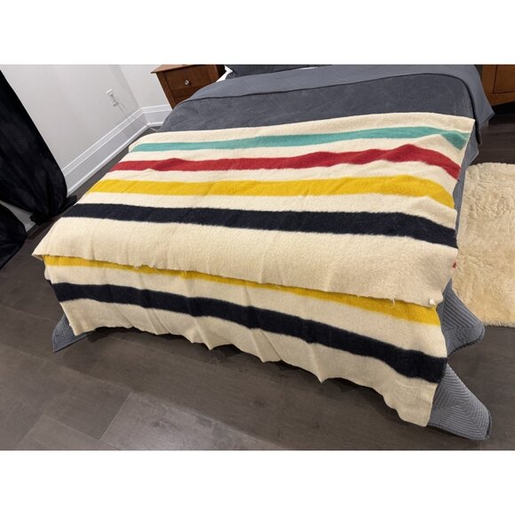 Vintage Hudson Bay HBC 4 Point Stripes Large Wool Blanket Throw Made in England - Picture 7 of 16